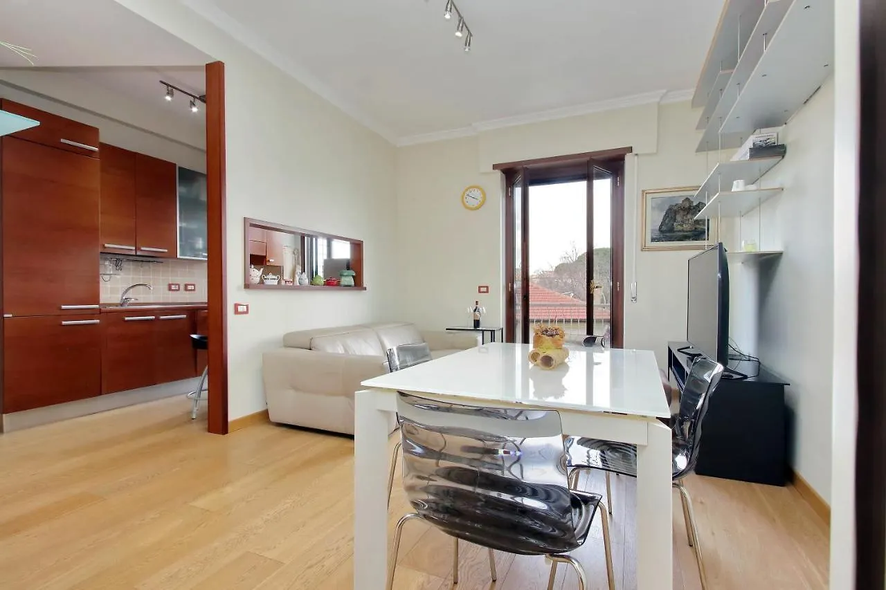 Gianicolense 111 Daire Roma İtalya