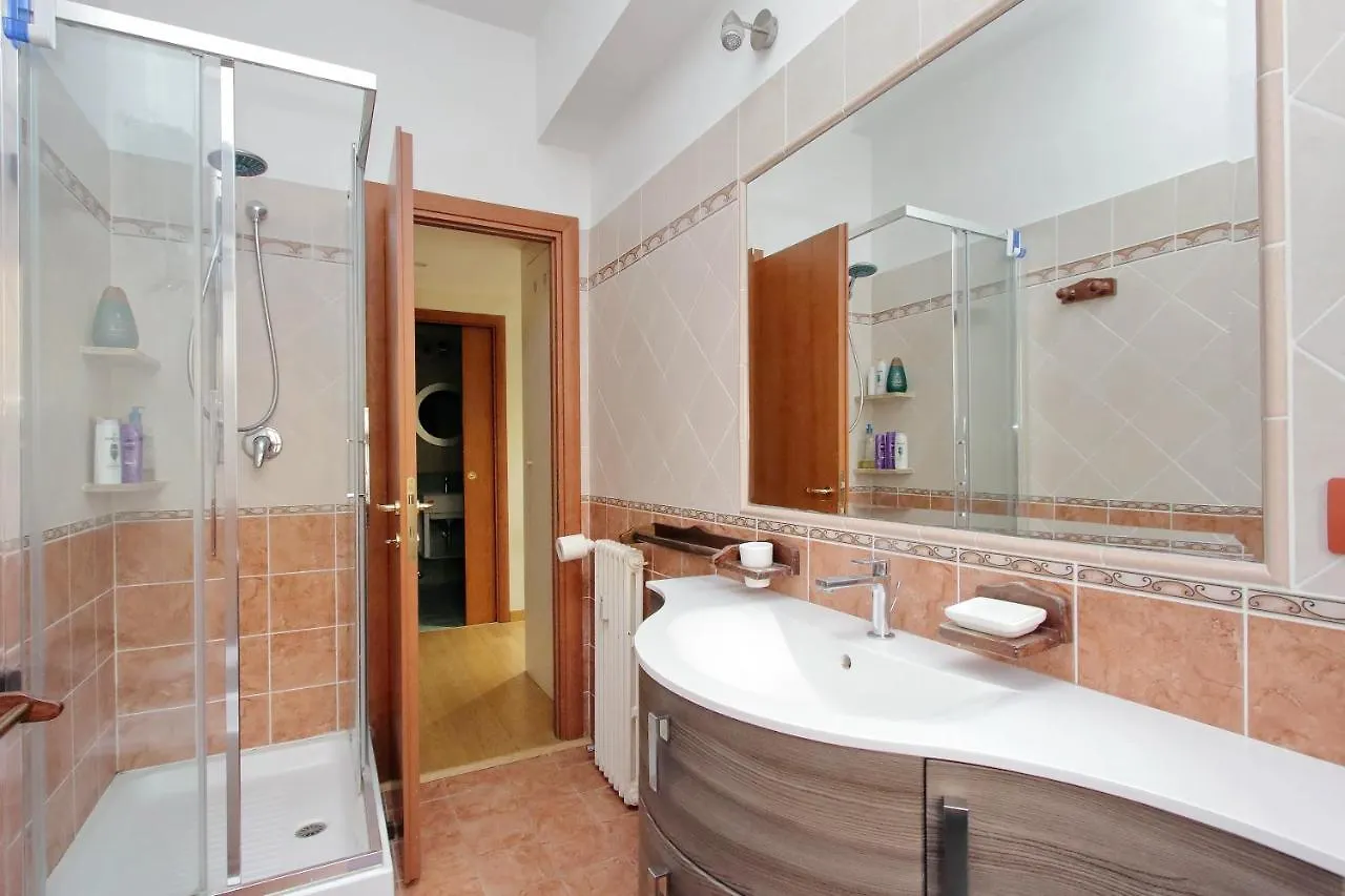 Gianicolense 111 Apartment Rome